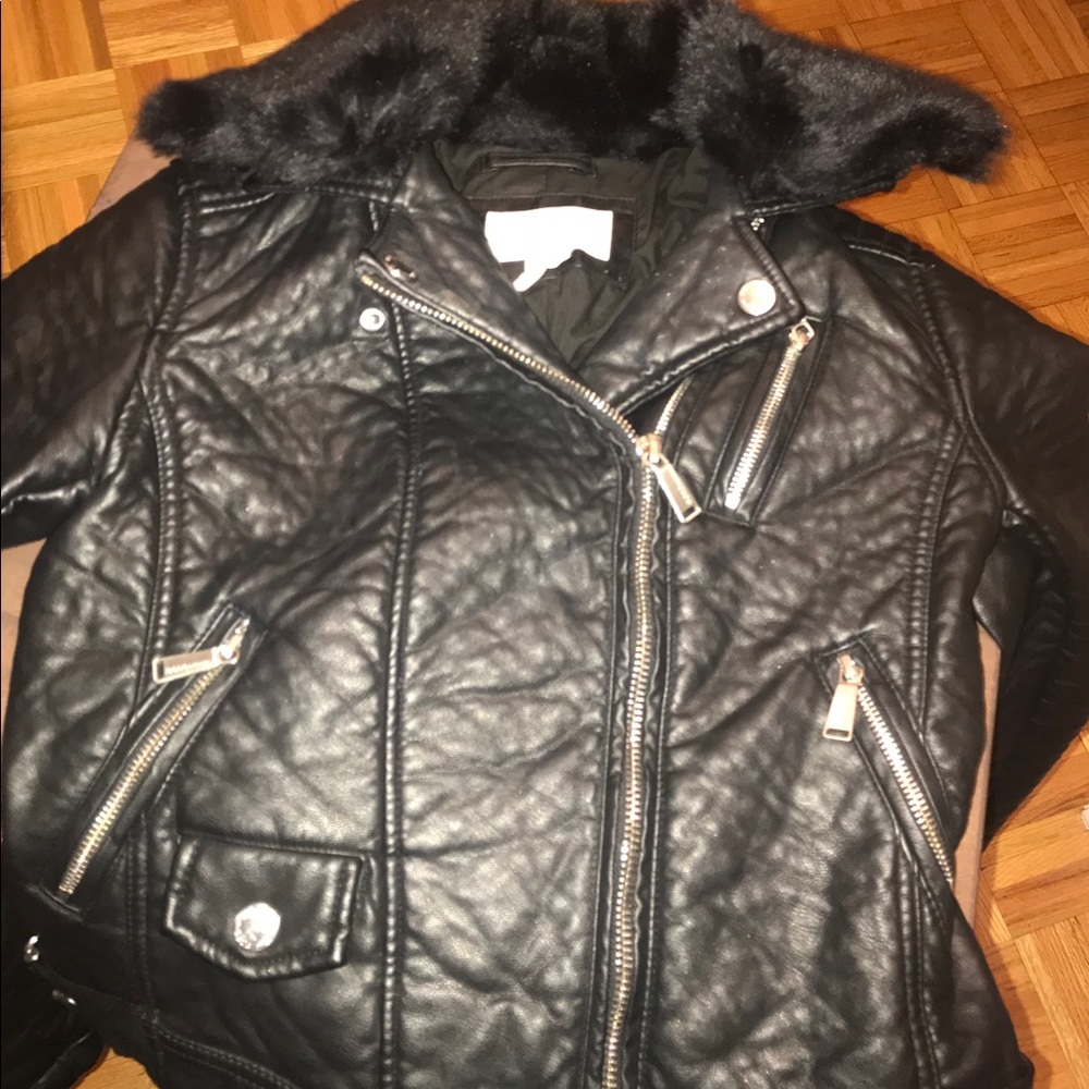 BCBGeneration XS Faux Fur women’s coat